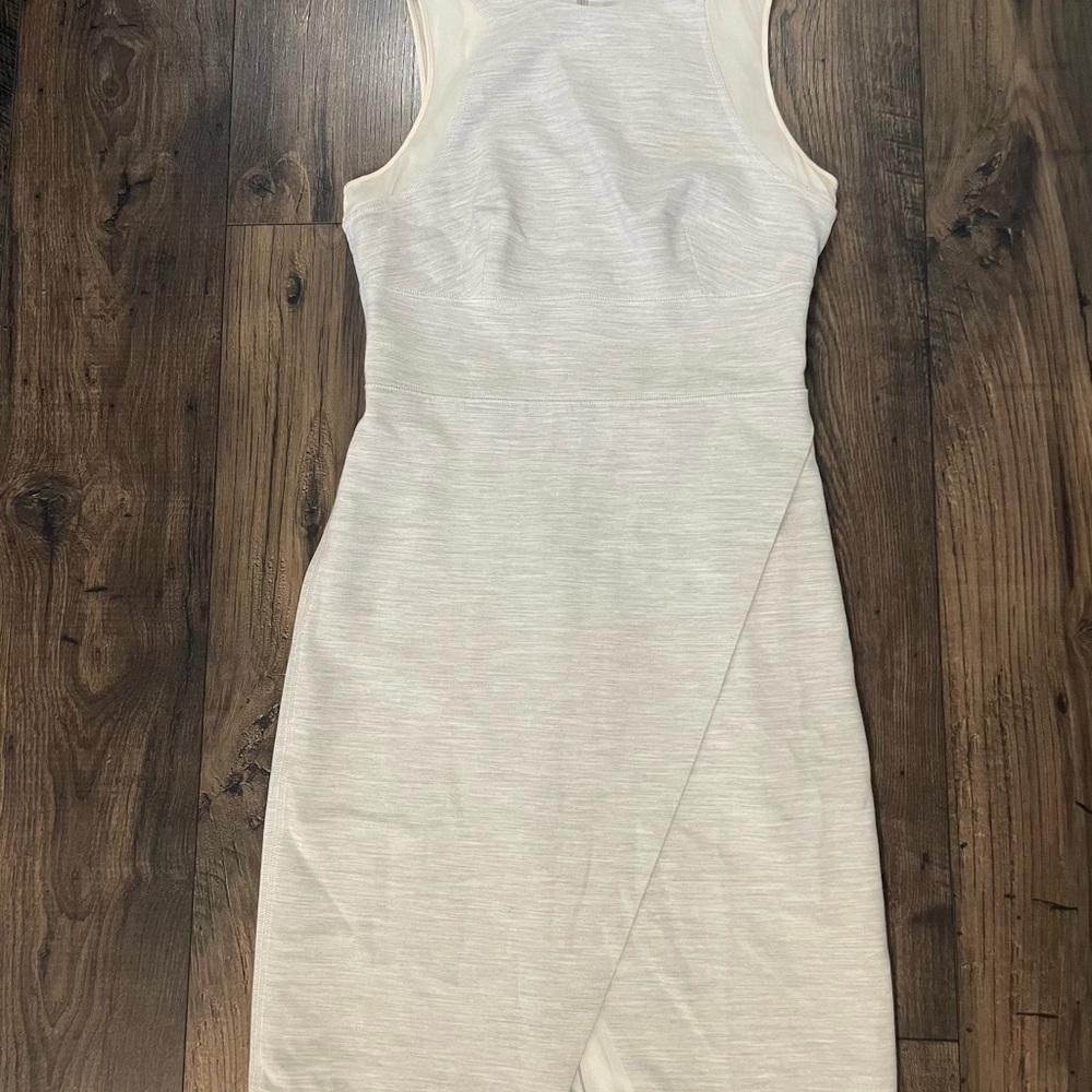 Club Monaco Elegant Cream Sleeveless Dress